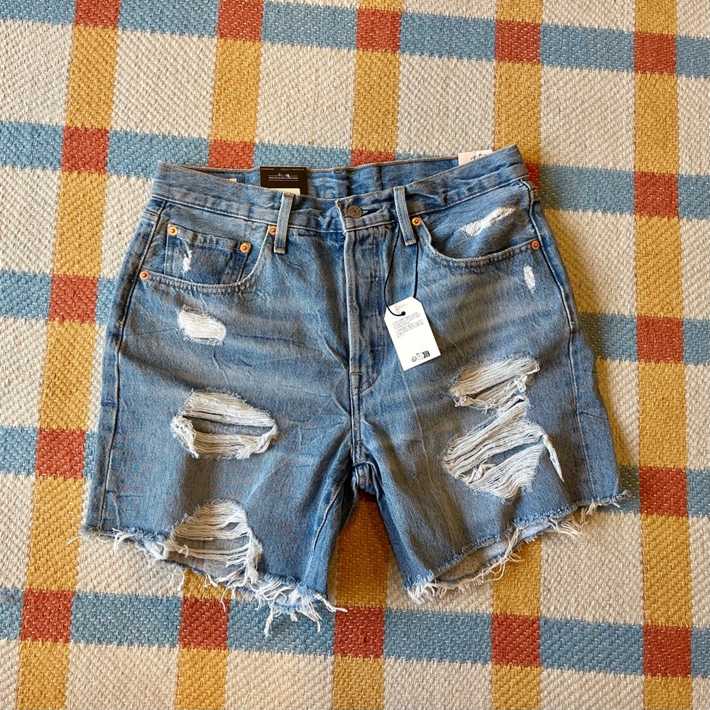 Levi's® 501® MID THIGH WOMEN'S DENIM SHORTS, NWT